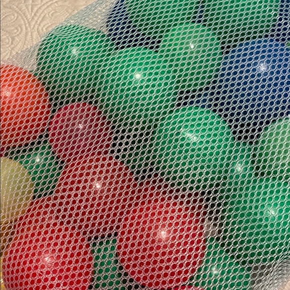 Colorful Plastic Ball Set - Picture 2 of 3
